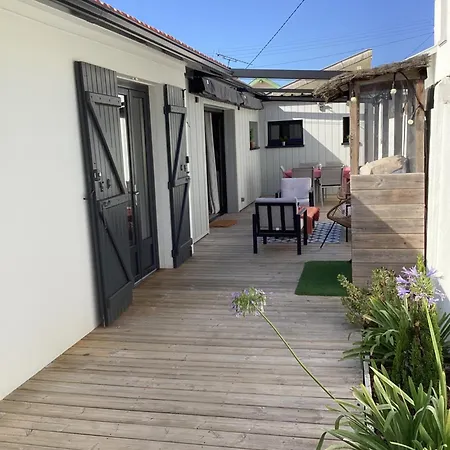 Fleurette L Aiguillon Casa de Férias